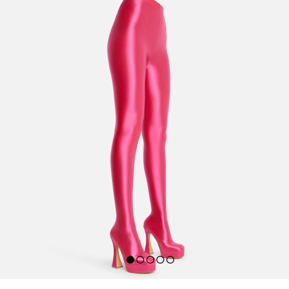 Hypnosis Closed Square Toe Platform Flared Block … - image 1